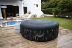 Lay-z Spa Lay-Z-Spa® AirJet Hollywood - 6 Person Inflatable Hot Tub -Outdoor Living Hot Tubs 03Cover
