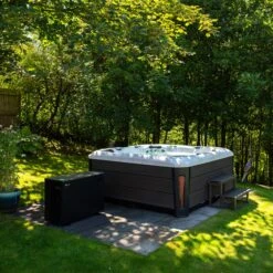 Aquark® Mr Silence 11kW Air Source Heat Pump For Hot Tub/Swim Spa/Pool -Outdoor Living Hot Tubs AquarkAirSourceHeatPumpSquare5