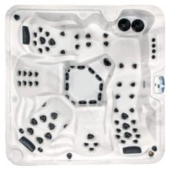 Arctic Spas® Klondiker Insulated Hot Tub Cover