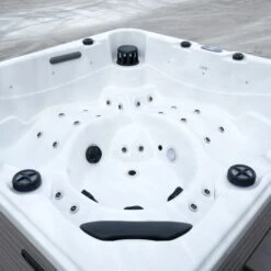 Outdoor Happy - 5 Person Hot Tub With 2 Loungers -Outdoor Living Hot Tubs Happy2021 2
