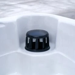 Outdoor Happy - 5 Person Hot Tub With 2 Loungers -Outdoor Living Hot Tubs Happy2021 5