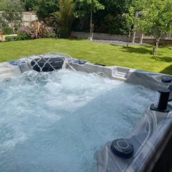 Outdoor Infinity - 6 Person Hot Tub With 1 Lounger 38 Outdoor Infinity - 6 Person Hot Tub With 1 Lounger -Outdoor Living Hot Tubs InfinityHotTub 15