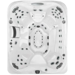Jacuzzi® J495™ 2020+ ProLast™ Hot Tub Winter Cover