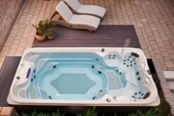 Jacuzzi® PowerActive™ J-16™ - 16ft Swim Spa -Outdoor Living Hot Tubs JSS PowerActive J16 OH Lifestyle 3000x2002 3d5ed561 b550 4643 b29b 390d0a07951a