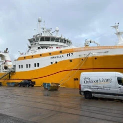 Jacuzzi® Lodge™ M - 4-5 Person Hot Tub -Outdoor Living Hot Tubs JacuzziLodgeMHotTub