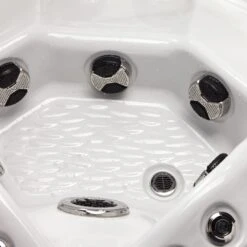 Outdoor Marseille - 5 Person Hot Tub With 2 Loungers -Outdoor Living Hot Tubs MarseilleHotTub 6