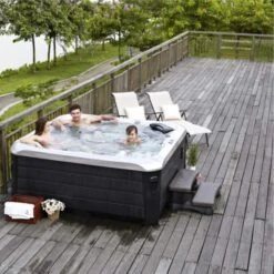 Outdoor Mist - 5 Person Hot Tub With 2 Loungers -Outdoor Living Hot Tubs Mist Lifestyle