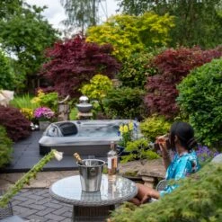 Outdoor Santorini - 5 Person Hot Tub With 1 Lounger -Outdoor Living Hot Tubs SantoriniOdyssey LifestyleftReena 22square