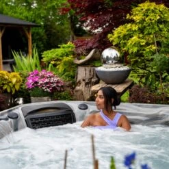 Outdoor Santorini - 5 Person Hot Tub With 1 Lounger -Outdoor Living Hot Tubs SantoriniOdyssey LifestyleftReena 62square