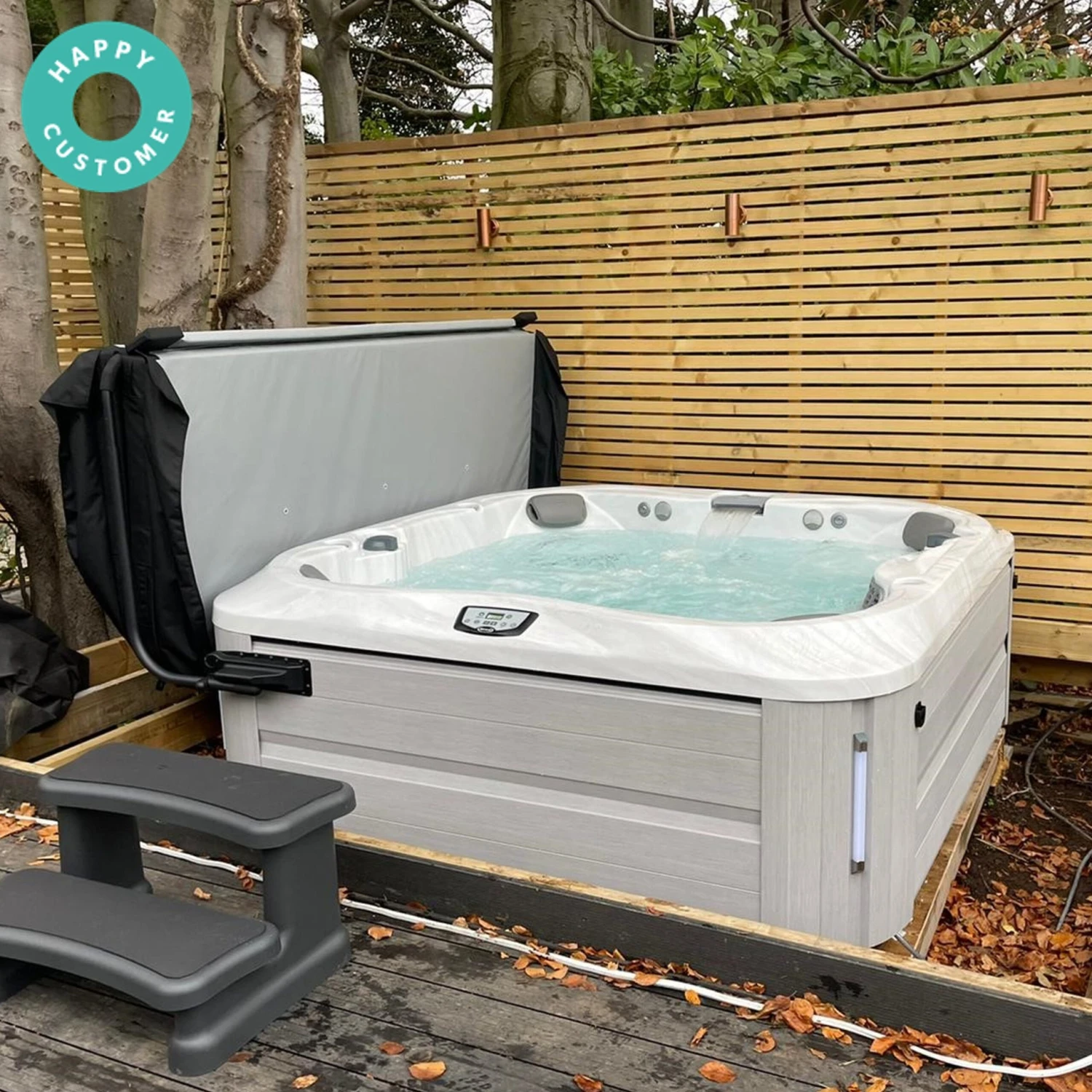 Jacuzzi® J345IP™ - 7 Person Hot Tub 15 Jacuzzi® J345IP™ - 7 Person Hot Tub - Image 13