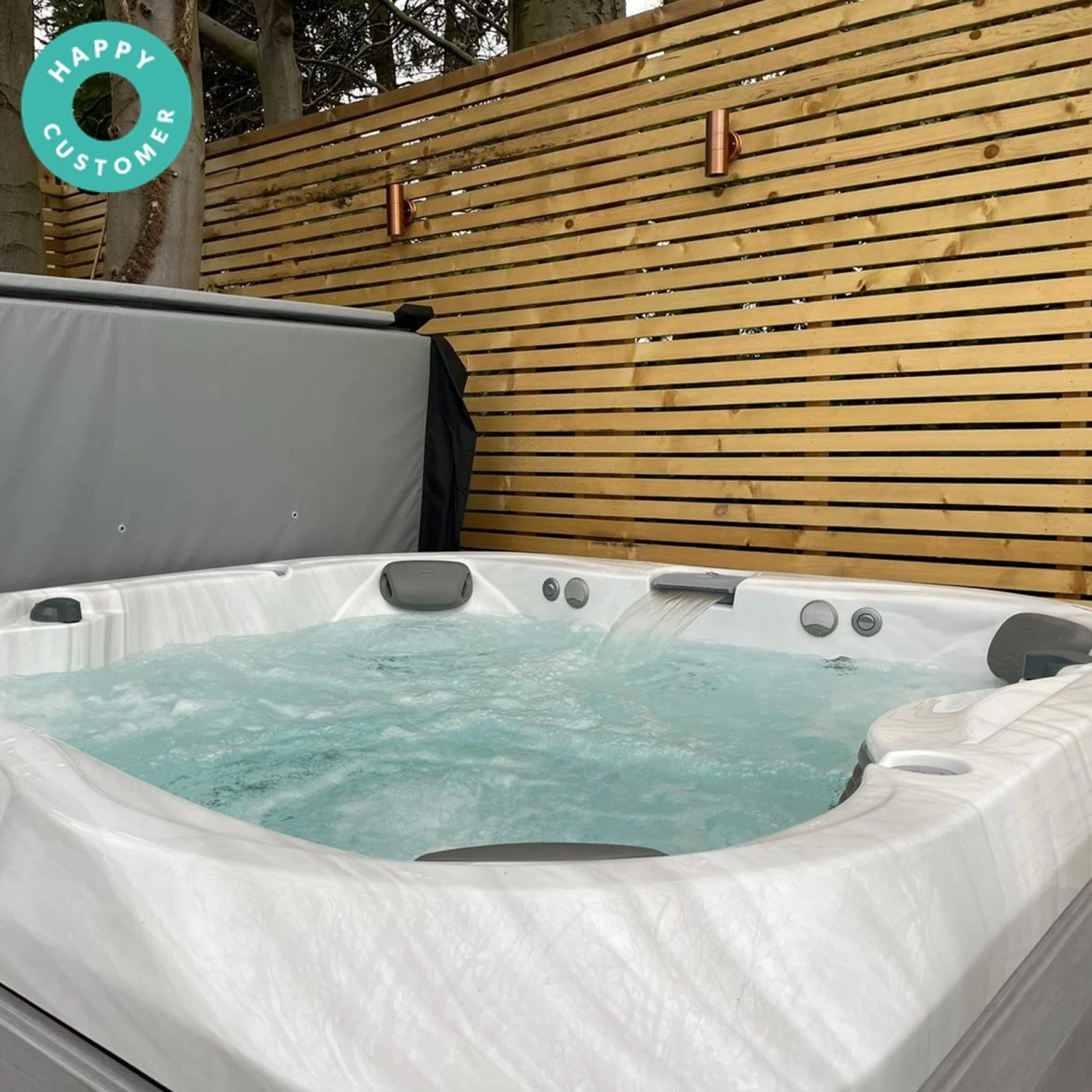 Jacuzzi® J345IP™ - 7 Person Hot Tub 16 Jacuzzi® J345IP™ - 7 Person Hot Tub - Image 14