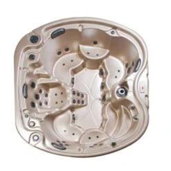 Arctic Spas® Coyote Renegade Insulated Hot Tub Cover